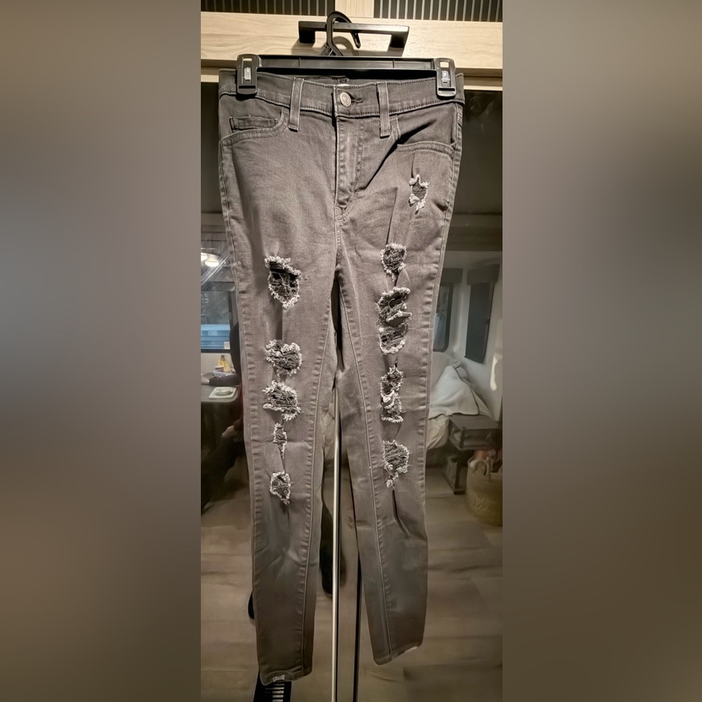 Levi's Distressed black Skinny Jeans